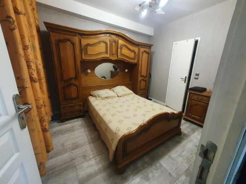 Bel Petit Appartement Шарлевіль-Мезьєр Екстер'єр фото